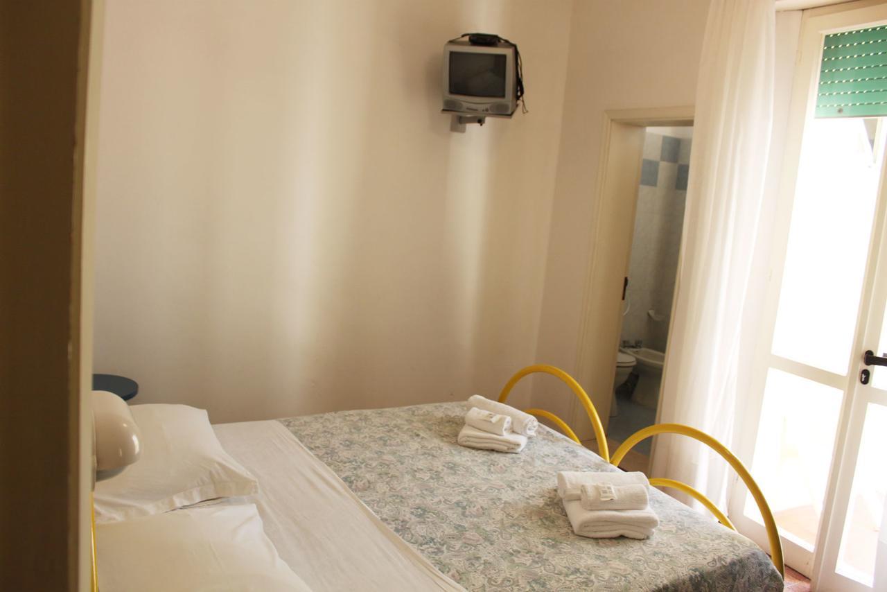 Hotel Elde Риччоне Екстер'єр фото